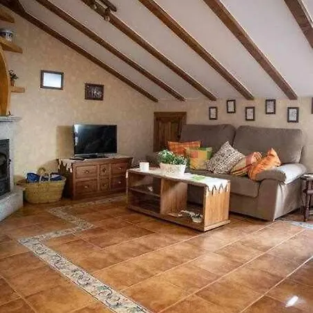 El Nido De Gredos Cuco Con Chimenea * Navarredonda de Gredos