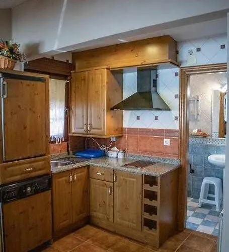 El Nido De Gredos Cuco Con Chimenea 나바레돈다 데 그레도스